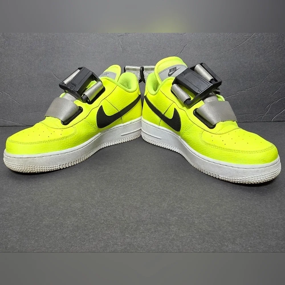 Nike Air Force 1 Low Utility 'Volt' Boys Youth Size 7Y w/Buckle